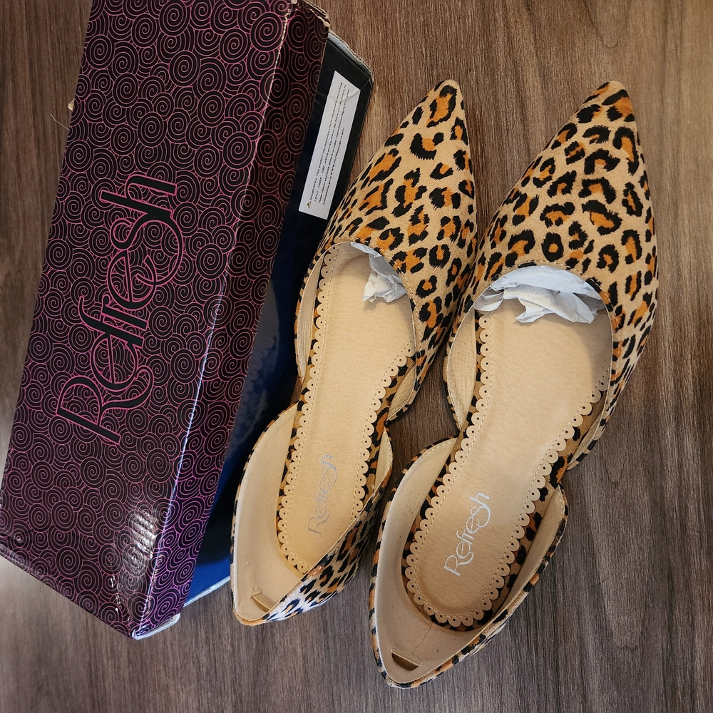 Refresh Leopard Print Flats Size 10